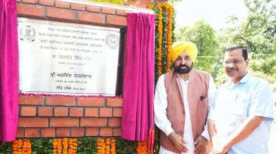 CM Bhagwant Mann and Delhi CM Arvind Kejriwal 