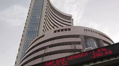 Sensex, Nifty rise on sustained foreign fund inflow