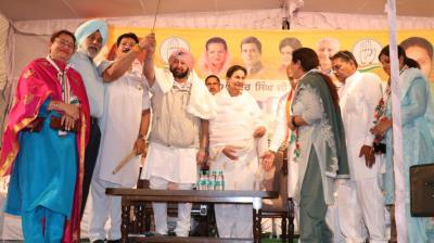 MODI HAS NO RIGHT TO SEEK VOTES FROM PUNJAB