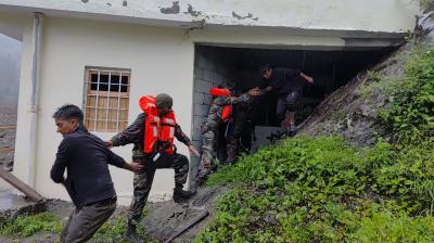 Uttrakhand: Massive Mudslide Hits Dharali Village After Cloudburst; Army 1st to Respond, 20 Rescued
