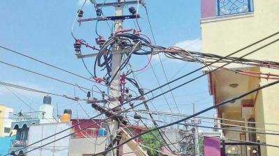 Couple electrocuted in UP
