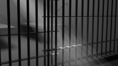 Six men accused of loot managed to escape from the police custody