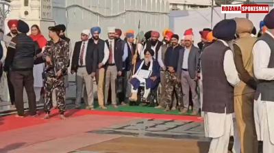 Sukhbir Singh Badal Continues ‘Sewadar Punishment’ at Takht Damdama Sahib