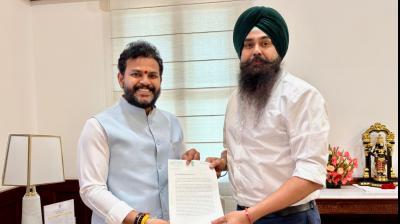 AAP MP Malvinder Singh Kang Meets Aviation Minister Urging Direct International Flights from Mohali