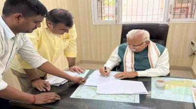 Union Minister Manohar Lal Khattar Sells Ancestral Land in Rohtak; Money to Be Donated to PM's Relief Fund