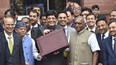 Govt announces cash dole for small farmers