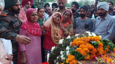 Martyr Pardeep Singh cremated