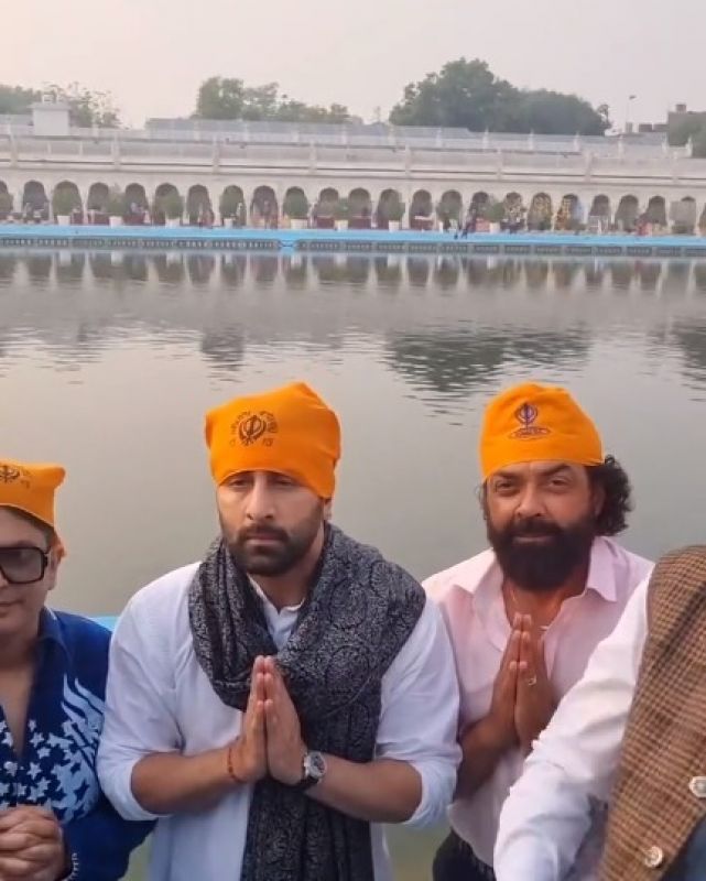 Ranbir Kapoor & Bobby Deol Pay Obeisance at Gurdwara Bangla Sahib in Delhi after Animal Trailer launch