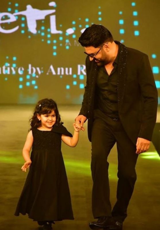 Famous Comedians & Actors Kapil Sharma’s daughter Anayra and Bharti Singh's Son Laksh aka Gola makes their Ramp Debut with parents. Krushna Abhishek also Joined at the Ramp. 
