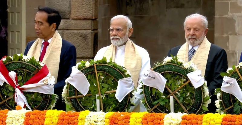  G-20 Summit: Foreign Guests Pays Tribute to Mahatma Gandhi at Rajghat in Delhi