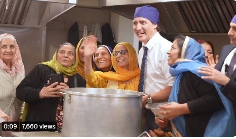 Canadian PM Justin Trudeau Paid obeisance at Khalsa Diwan Society Vancouver on Vaisakhi, He extended congratulations to the sangat on the special occasion
