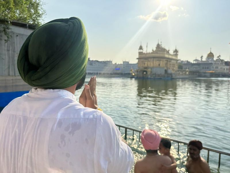 Punjab Minister Laljit Bhullar Pays Obeisance at Golden Temple in Amritsar after getting the Panchayat Department
