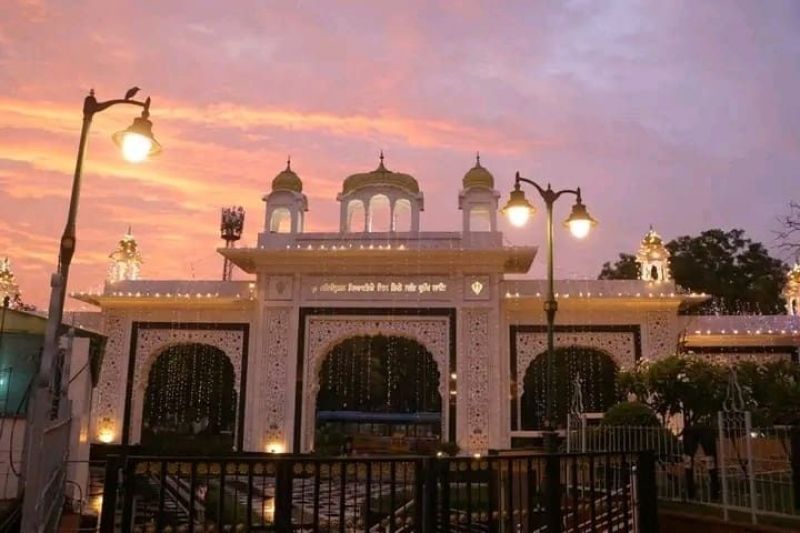 Gurdwara Bangla Sahib Shines with Splendor for Prakash Purab Celebration of Sri Guru Har Krishan Sahib Ji
