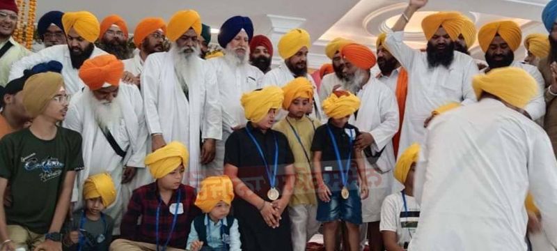 Dastar Bandi: Turban Decorated on Heads of 467 Children from Bihar, Jharkhand & Bengal at Takht Sri Patna Sahib 
