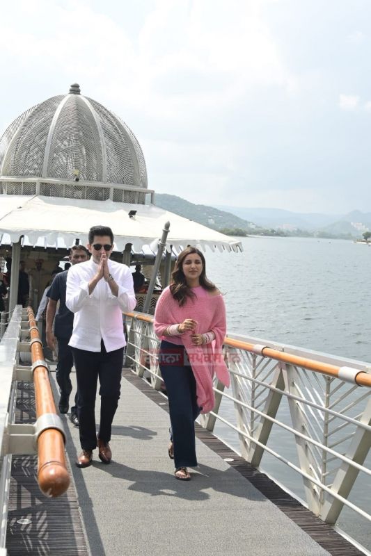 First Glimpse of Newlyweds Parineeti Chopra & Raghav Chadha
