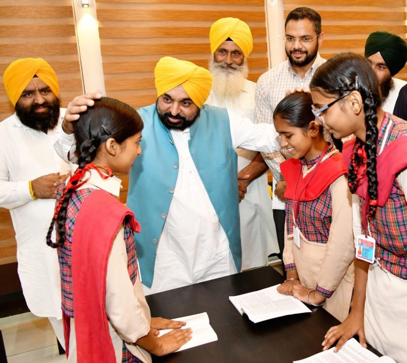 CM Bhagwant Mann Inaugurates 12 Modern Libraries, Enriching Students with Contemporary Amenities. Punjab Government Delivers 12 State-of-the-Art Libraries, Enabling Enhanced Access to Modern Facilities for the Public. 
