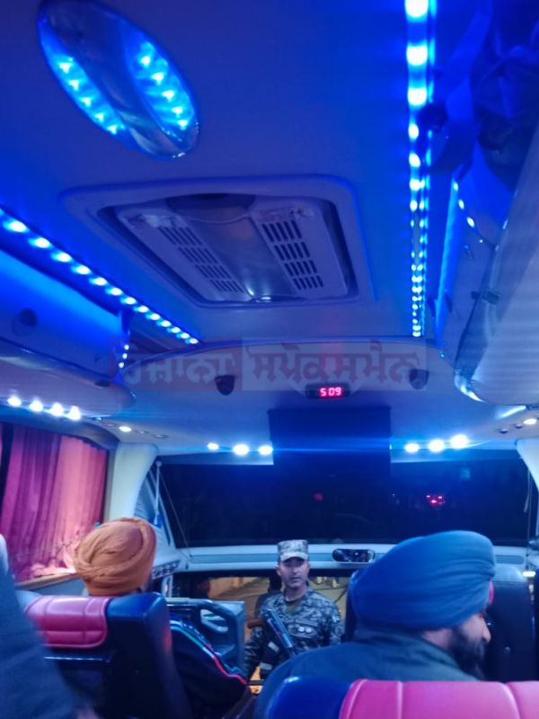 Gurpurab 2023 Celebrations: 3,000 Sikh Pilgrims Reached Pakistan via Wagah Border. Received Warm Welcome, Picture credit goes to Babar Jalandhari. 
