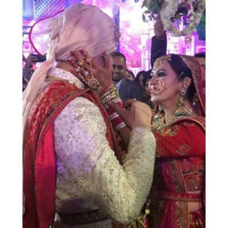 'Yeh Hai Mohabbatein' actor Anurag Sharma marries his girlfriend Nandini Gupta
