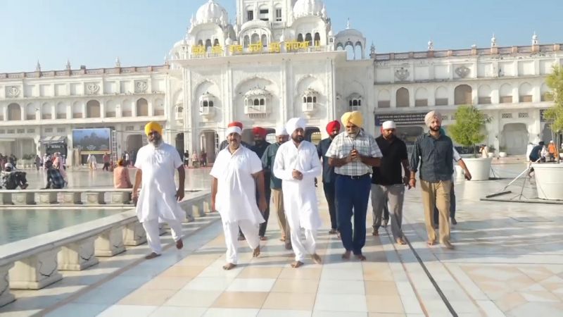 Former CM Charanjit Singh Channi Pays Obeisance at Golden Temple 