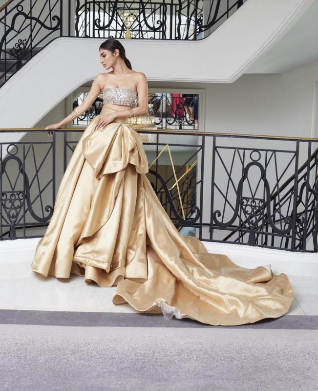 Mouni Roy Looks Gorgeous at Cannes 2023
