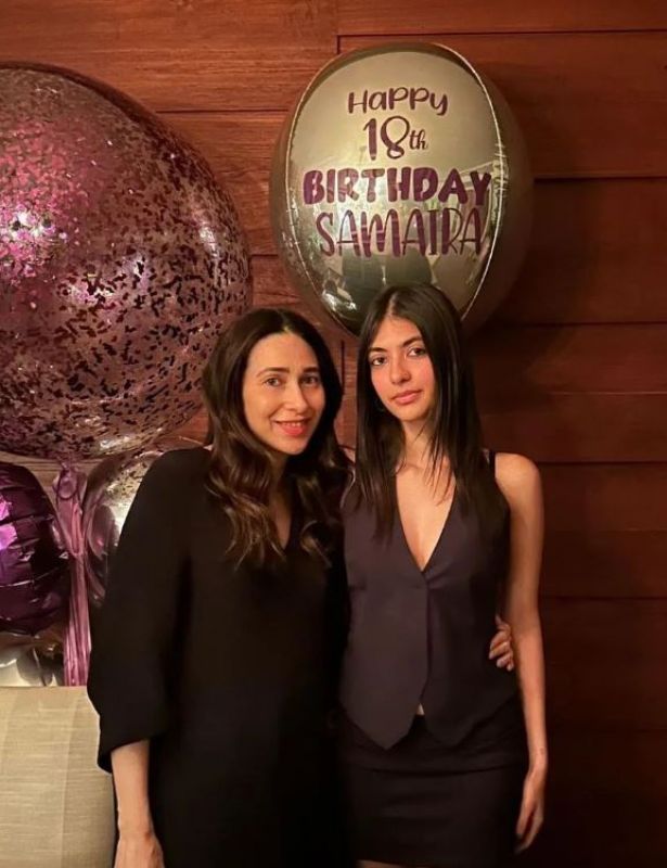 Kareena Kapoor Wishes Karisma's Daughter Samaira on her 18th Birthday, Shares Pics 
