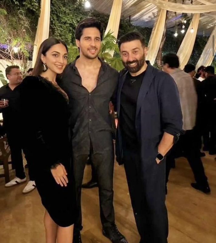Sunny Deol hosted a Lavish Success Party for Family & Industry Peers after Remarkable Success of Gadar 2. Shah Rukh Khan, Salman Khan, Aamir Khan and other stars attended the bash.
