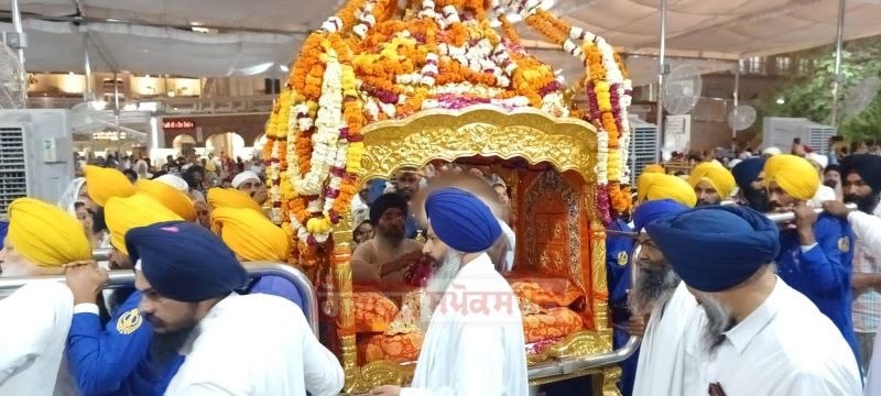 Sachkhand Sri Harmandir Sahib, Amritsar (06-05-2023)
