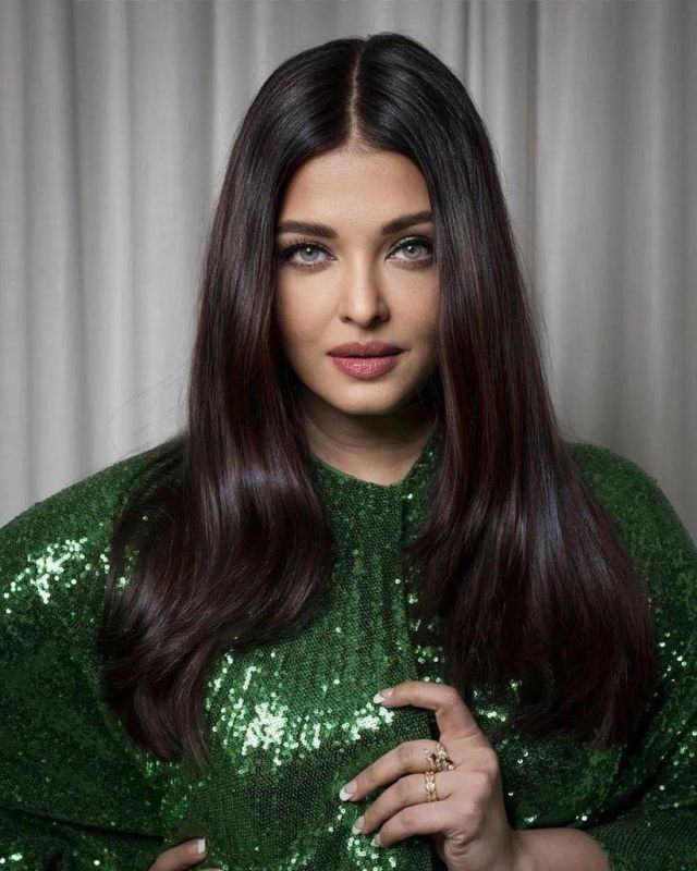 Aishwarya Rai's 1st Appearance at Cannes 2023, Donnes Shimmery Green Attire