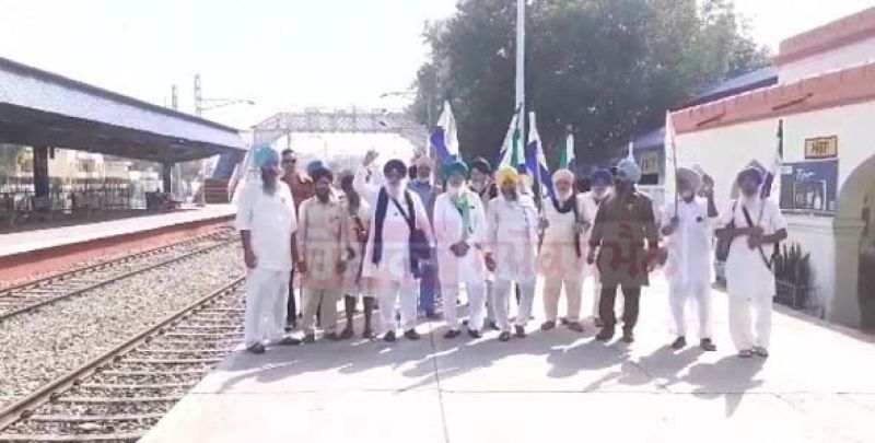 Farmers Launches Rail Roko Protest in Punjab till Sept 30 for Flood Relief, MSP Demands