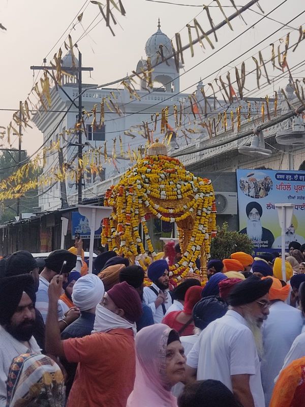 Sri Guru Granth Sahib Ji's First Prakash Purab Reverently Celebrated at Darbar Sahib with Zeal & Fervor

