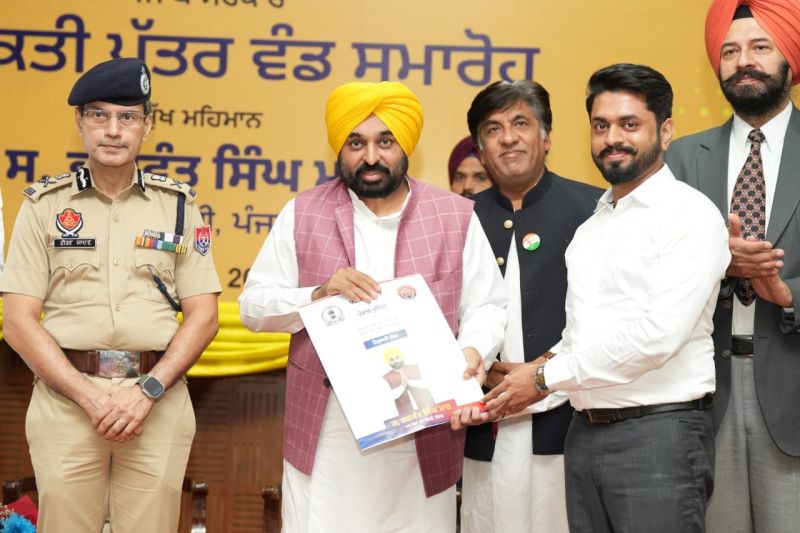 Empowering Youth: Chief Minister Bhagwant Mann Presents Appointment Letters to 304 New Hires Across Various Departments
