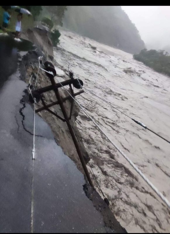Sikkim Hit by Devastating Floods Due to Cloud Burst; 23 Army Soldiers Missing as Army Vehicles Submerged in Water
