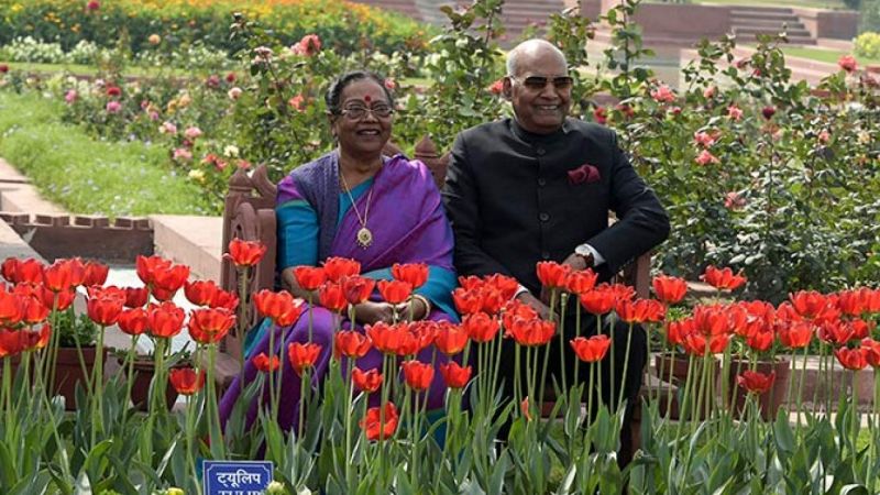 Ram Nath Kovind with wife at Mughal Gardens