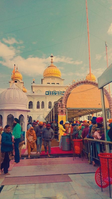Shaheedi Sabha: Devotees Paid Obeisance at Gurdwara Sri Fatehgarh Sahib 