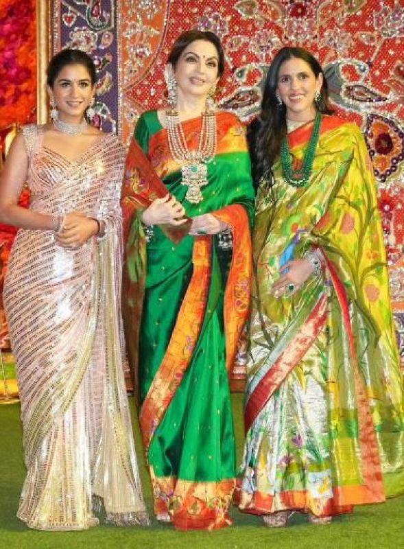 Bollywood Stars Grace the Grand Ganesh Chaturthi Celebration at Ambanis' Antilia