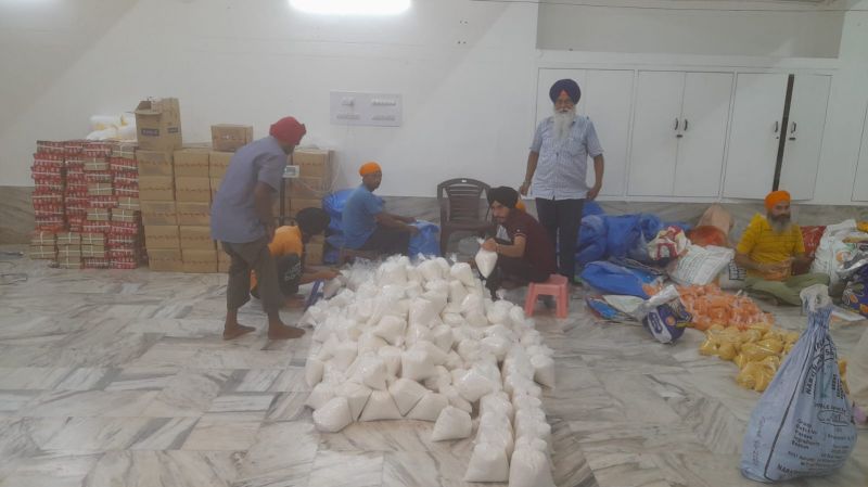 Chandigarh Group Gurdwara Management Organization Prepares 600 Essentials Kits for Flood Victim