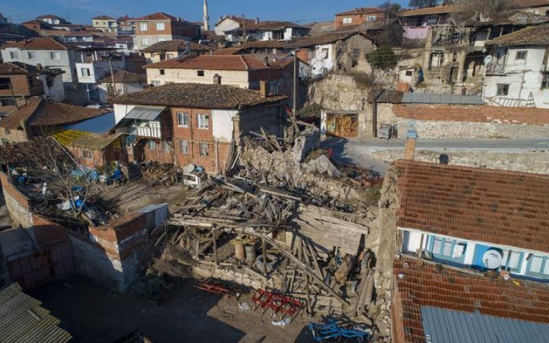 Earthquake Strikes Eastern Turkey