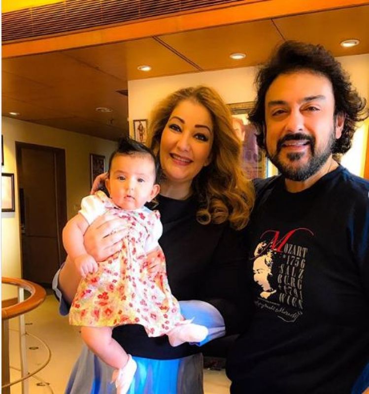 Adnan Sami celebrated the 1st birthday of his daughter, Medina!