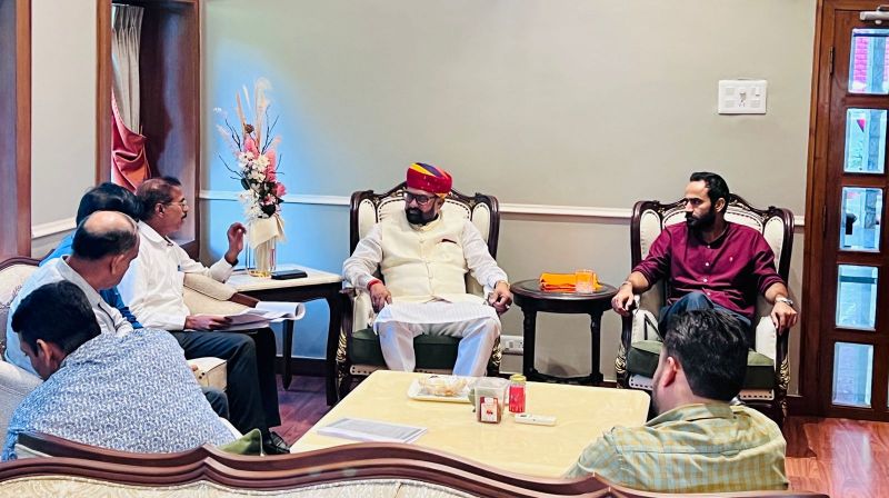 Punjab plans to build a new canal for irrigation of canal water in the districts of South Malwa. In this regard, Punjab Sports Minister Gurmeet Singh Meet Hayer held a meeting with Rajasthan's Water Resources Minister Mahendrajeet Malviya. Minister Malviya gave assurance on the demand of building a new canal in area of Rajasthan with Rajasthan feeder. 