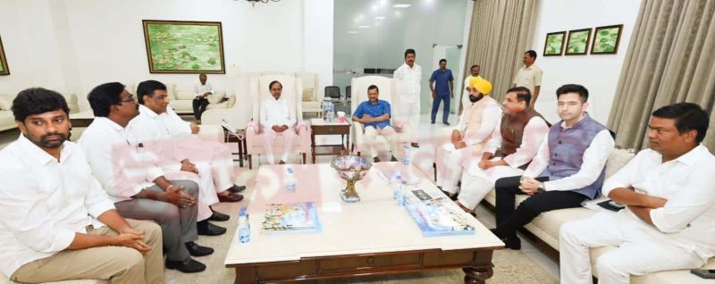 Punjab CM Mann, Delhi CM Arvind Kejriwal, MP Raghav Chadha and other AAP leaders meet Telangana CM K. Chandrashekar Rao

