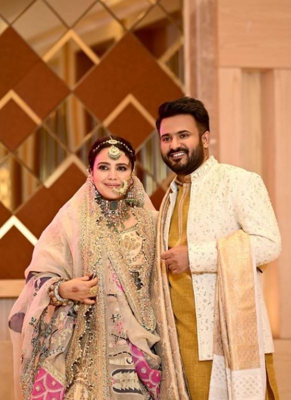 Swara Bhasker exhibits royal look in a Lehenga By Pakistani Designer
