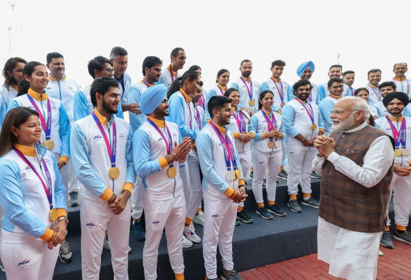PM Modi Meets & Commends Indian Athletes for Asian Games Success
