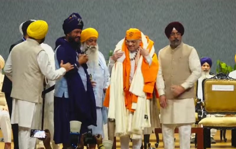 Home Minister Amit Shah Honored by Delhi Sikh Gurdwara Parbandhak Committee at Special Event