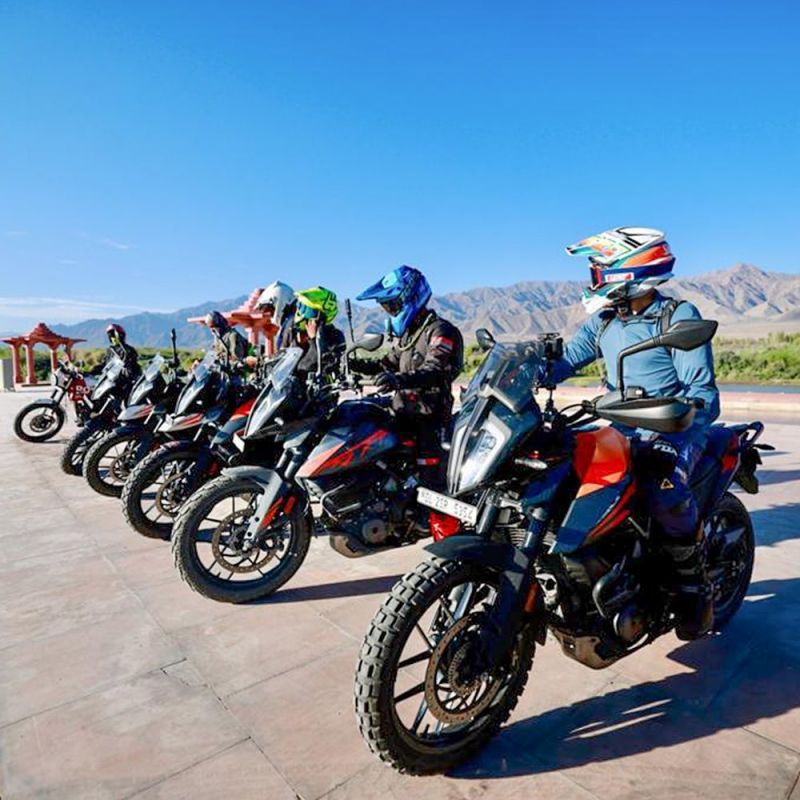 Congress MP Rahul Gandhi reached Pangong Lake in Leh Ladakh on bike, Dropped Pics
