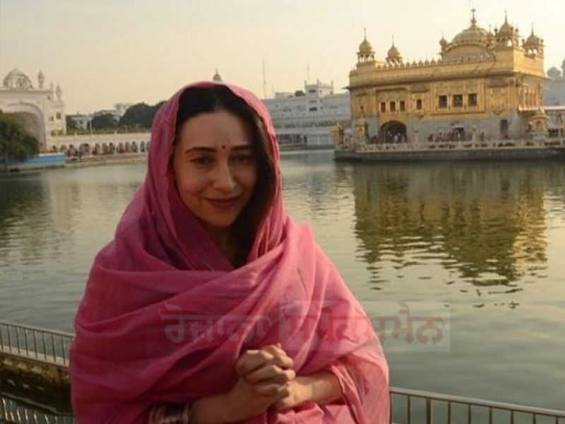 Bollywood Star Karisma Kapoor paid obeisance at Golden Temple in Amritsar