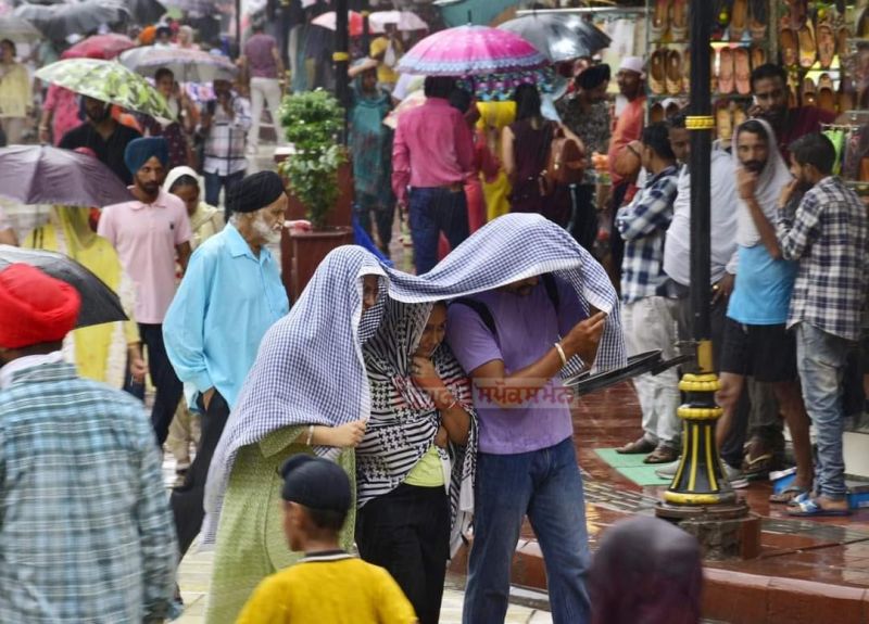 Sachkhand Sri Harmandir Sahib, Amritsar (22-07-2023)

