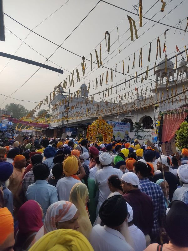 Sri Guru Granth Sahib Ji's First Prakash Purab Reverently Celebrated at Darbar Sahib with Zeal & Fervor
