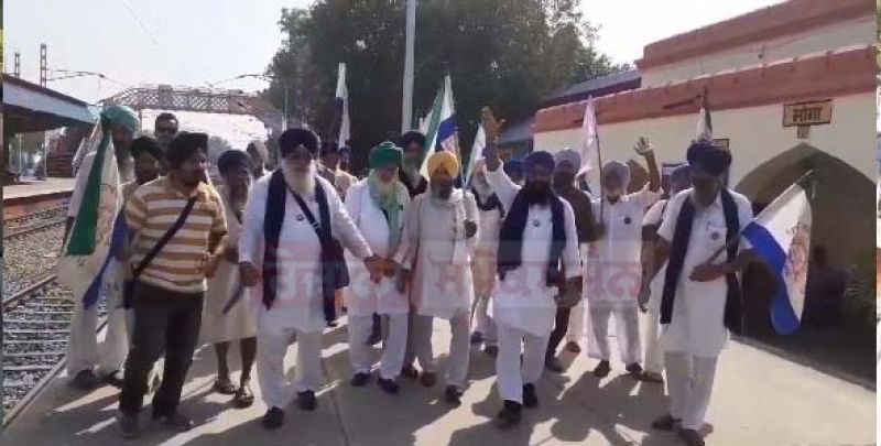 Farmers Launches Rail Roko Protest in Punjab till Sept 30 for Flood Relief, MSP Demands
