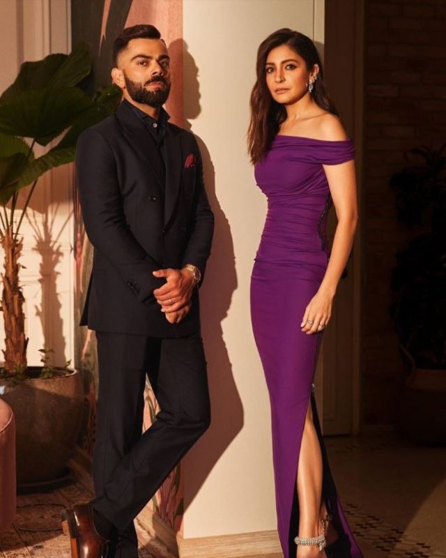  See Pics: Couple Virat Kohli & Anushka Sharma Posed Together 