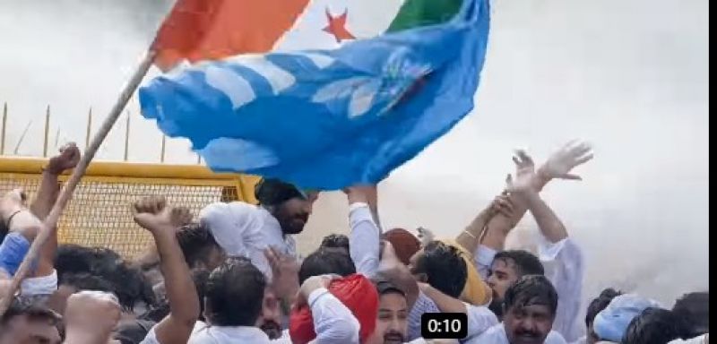 Punjab Police Spray Water on Congress Leaders Advancing to Raj Bhawan